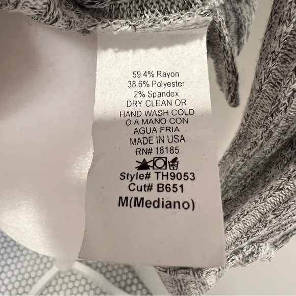 Skylark Three Quarter Sleeve Tee Gray - Picture 4 of 4